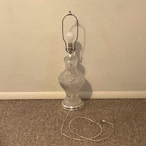 Glass table lamp, good condition for living room spaces, bedrooms, etc [1/2]